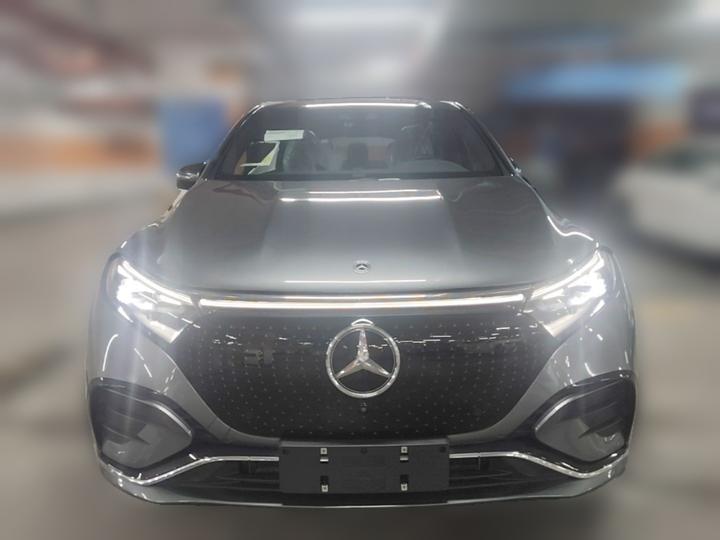 EQS SUV 2023 450 4MATIC photo 2