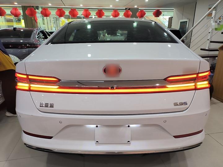 Qin Pro EV 2019 DM 1.5TI AT Connected ASX China VI photo 3