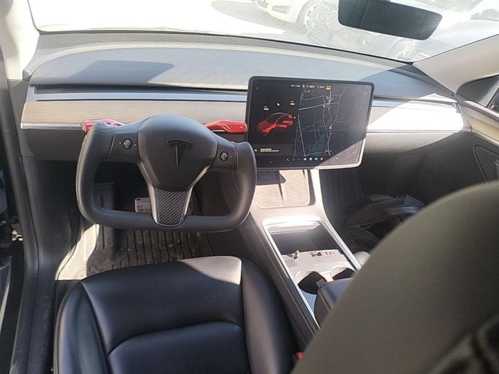 Model Y 2021 Standard Range RWD photo 5