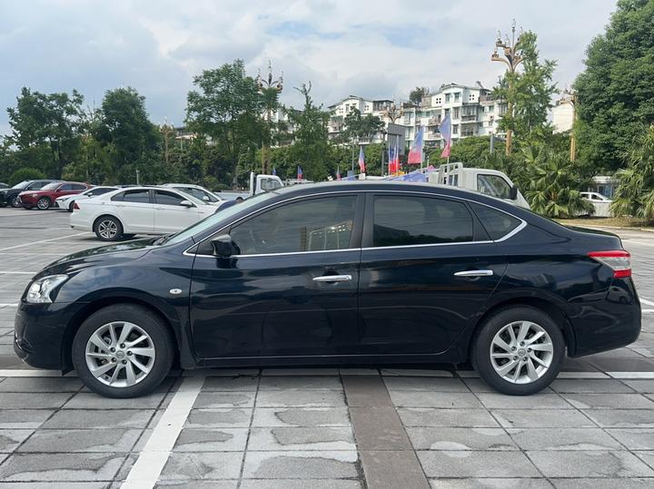 Sylphy 2014 1.6XV CVT Exclusive photo 3