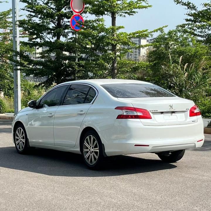 408 2018 Facelift 230THP AT Luxury photo 4