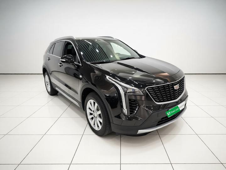 XT4 2018 28T RWD Leading photo 3