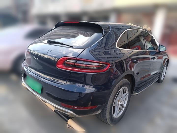 2017 Macan 2.0T photo 6