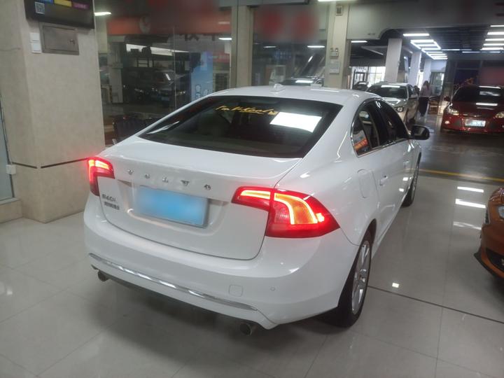 S60 2014 S60L 2.0T photo 4