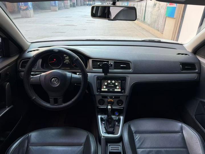 2014 1.4TSI AT 30 Anniversary Edition photo 5