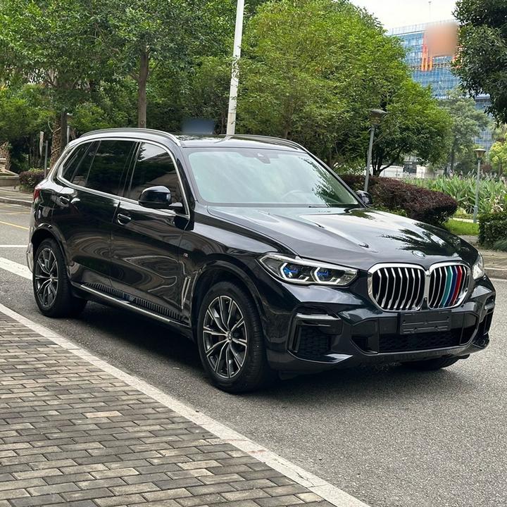 X5 2022 Facelift xDrive 30Li Exclusive M Sport Package photo 3