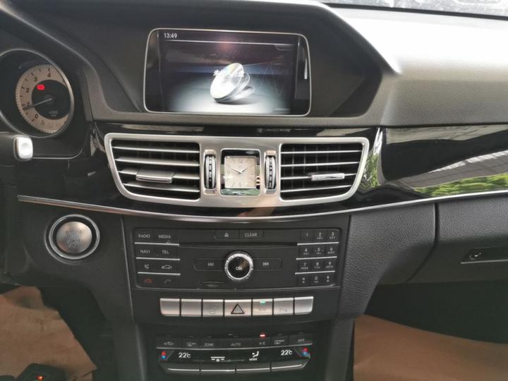 E-Class 2015 Facelift E 200 L Sport photo 8