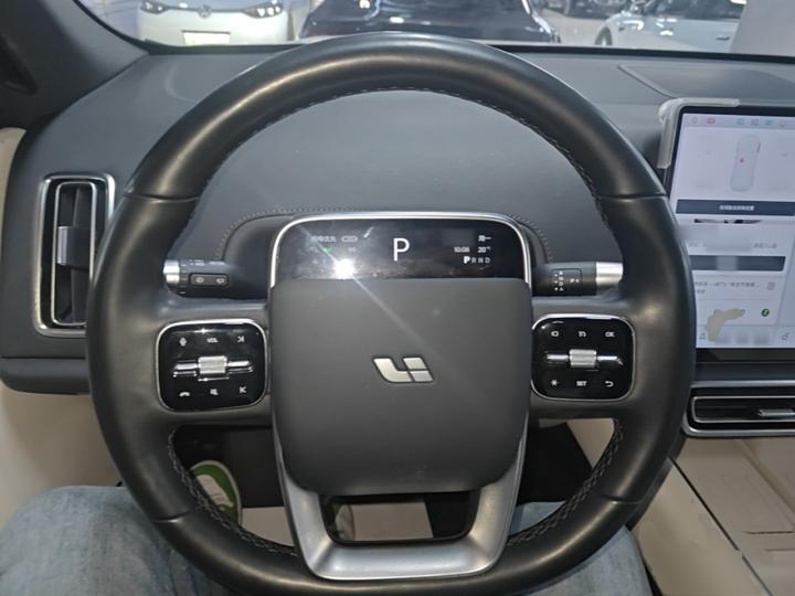 Li L7 2024 MAX photo 5