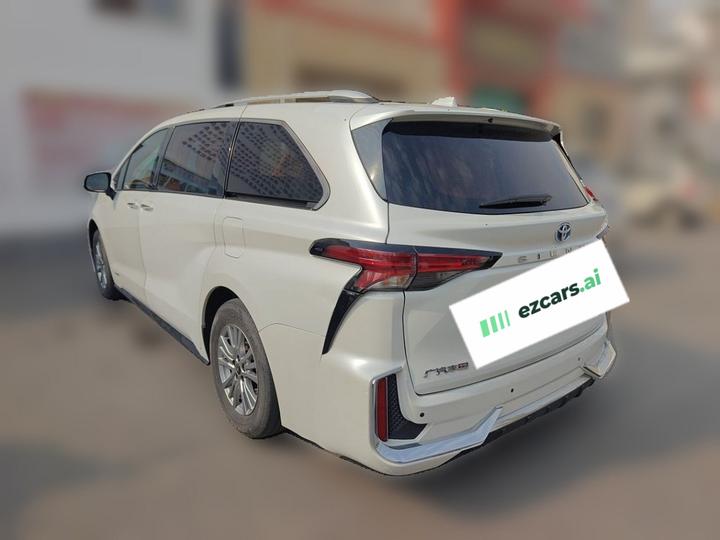 Sienna 2021 2.5L Hybrid Premium photo 4