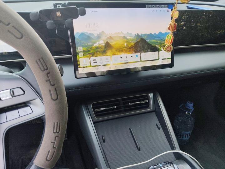 Qin L 2025 DM-i ADAS 80KM Leading photo 5