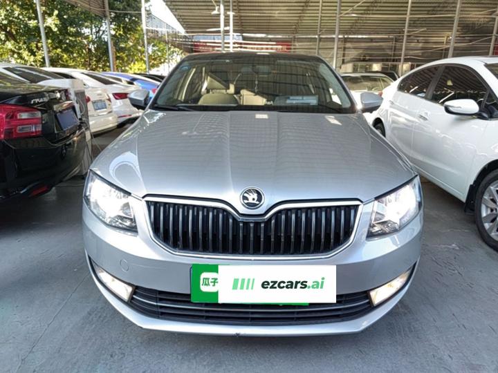 Octavia 2015 1.6L AT photo 2