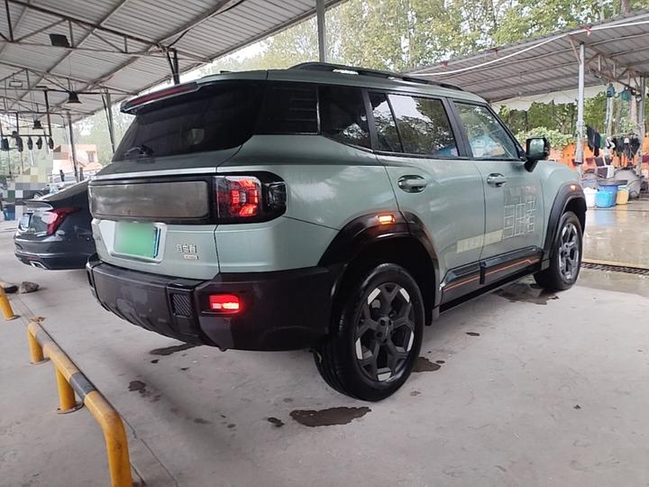 2025 2.0TD XWD photo 6