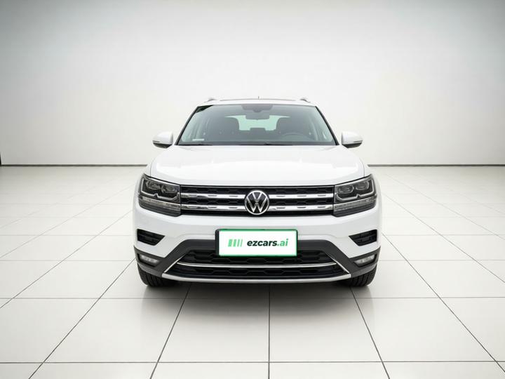 Tharu 2021 280TSI RWD Luxury photo 2