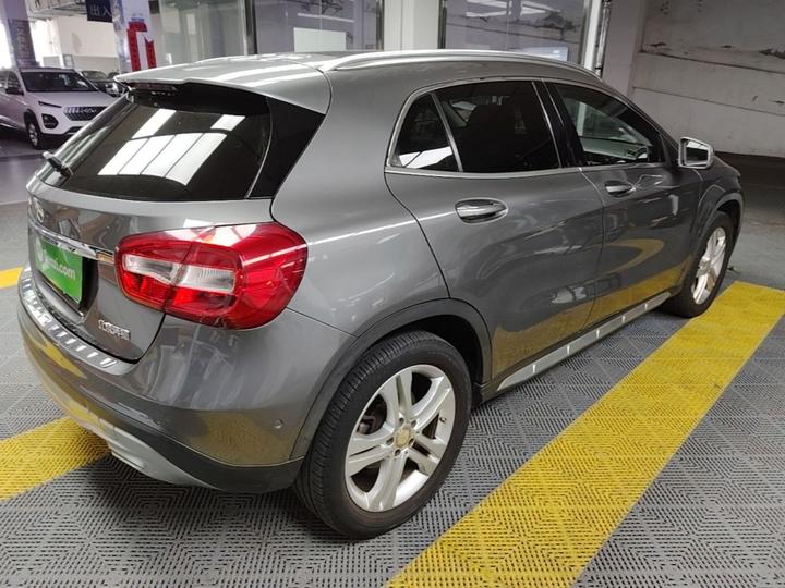 GLA 2016 GLA 200 Dynamic photo 6