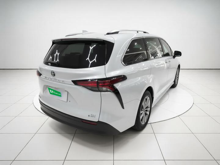 Sienna 2024 2.5L Hybrid Comfort photo 6