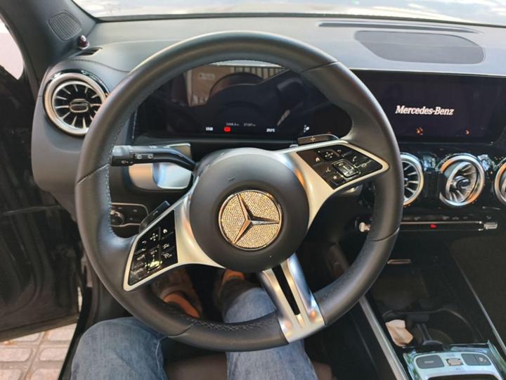 GLB 2024 Facelift GLB 220 Dynamic photo 2
