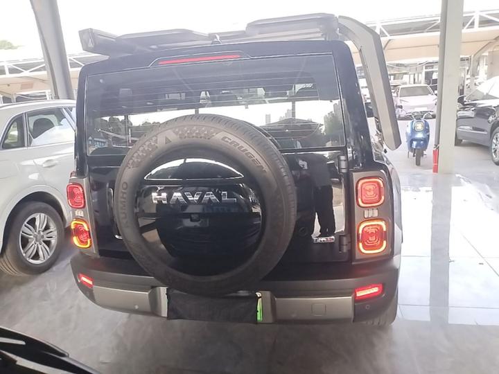 EV 2023 Hi4 145 Explorer photo 3