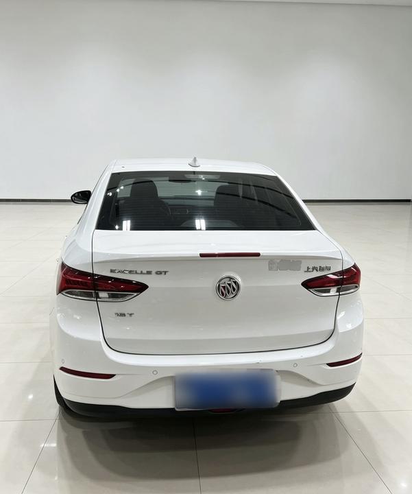 Excelle 2018 15T DCT Progressive China V photo 3