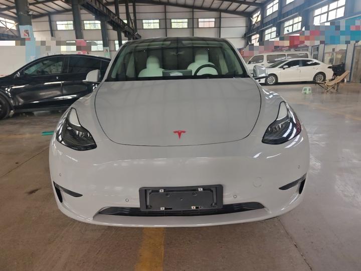 Model Y 2021 Standard Range RWD photo 2