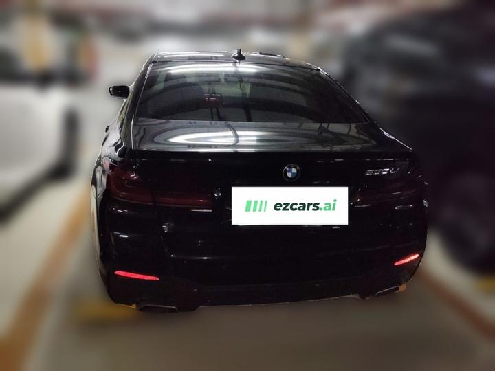 5 Series 2021 530Li Leading M Sport Package photo 5