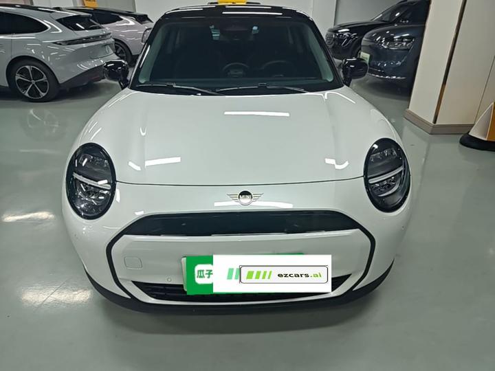 MINI COOPER 2025 456km COOPER E Classic photo 2