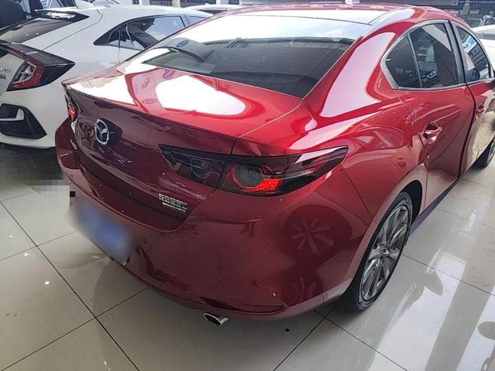 3 Axela 2021 2.0L AT photo 6