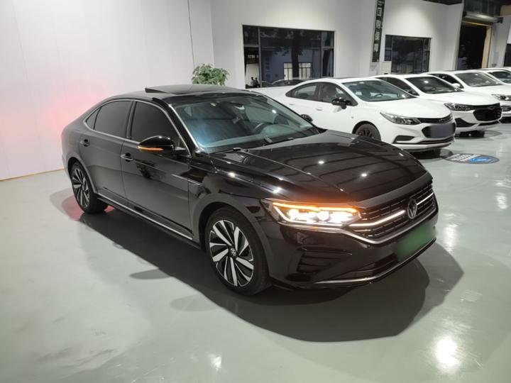 Passat 2023 330TSI Elite photo 3