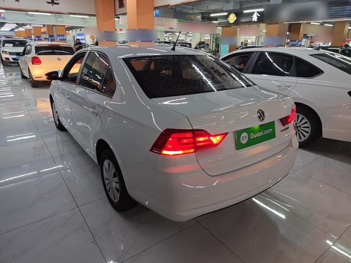 Santana 2019 1.5L AT China VI photo 4