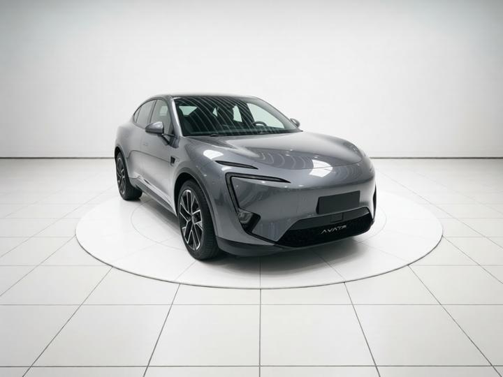 11 2025 Facelift Max EREV photo 3