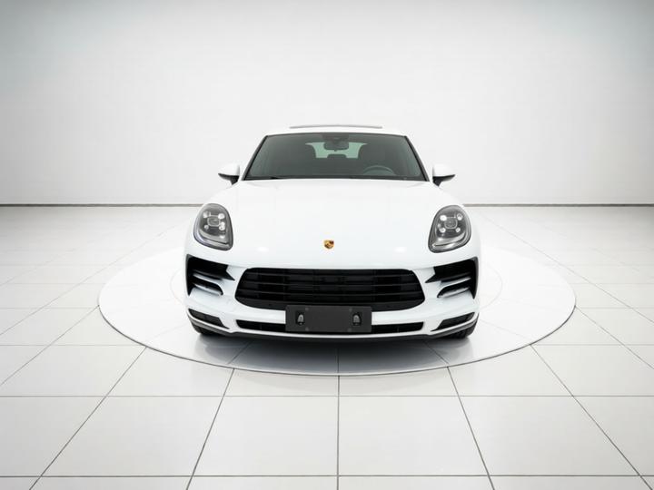 2020 Macan 2.0T photo 2