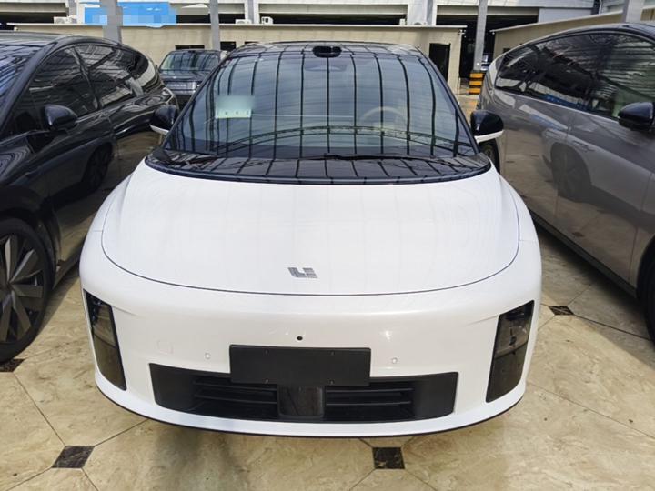 Li Auto i6 2025 AWD Standard photo 2