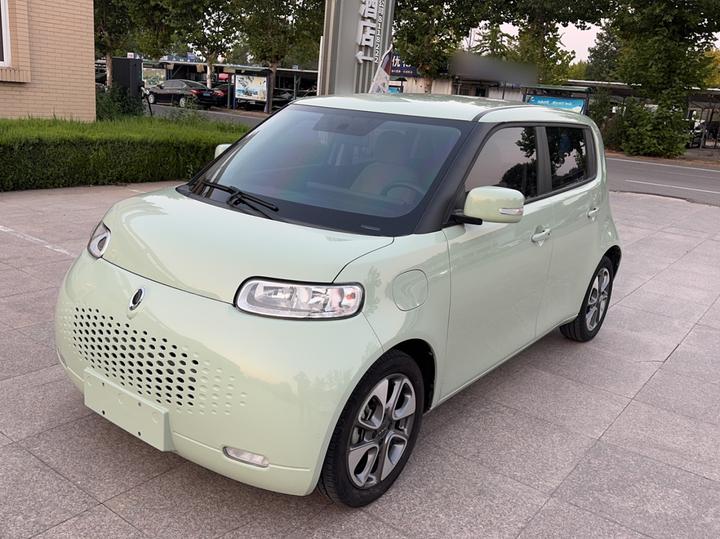 2020 305km Luxury