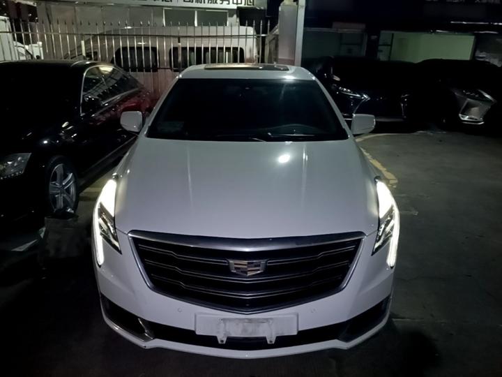 XTS 2018 28T Elite photo 2