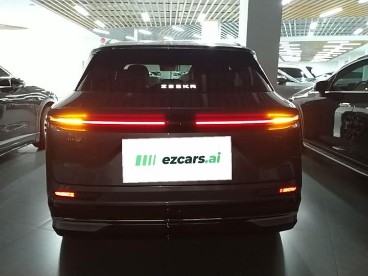 7X 2026 103kWh AWD Ultra photo 3