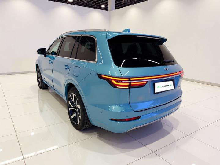 Li Auto ONE 2021 EREV 6-Seater photo 4
