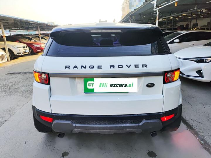 Range Rover Evoque 2015 2.0T 5-Door photo 3