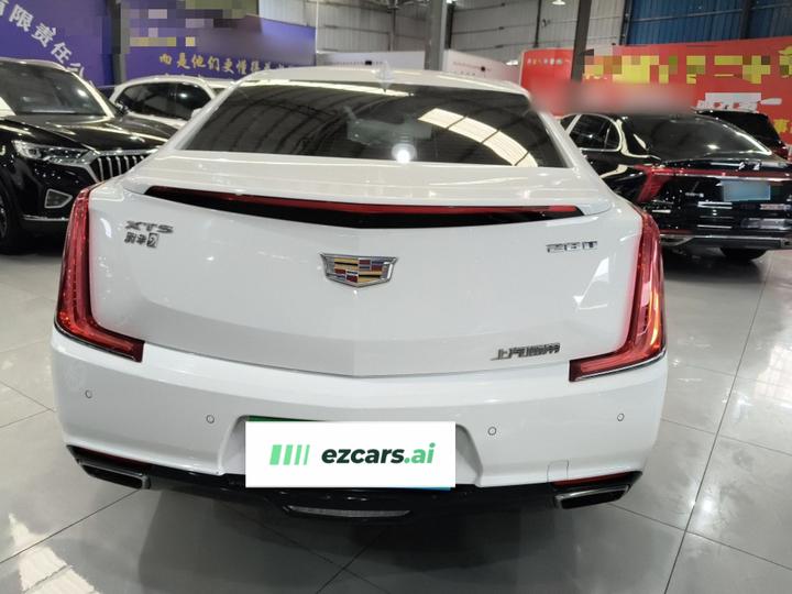 XTS 2018 28T Tech photo 3