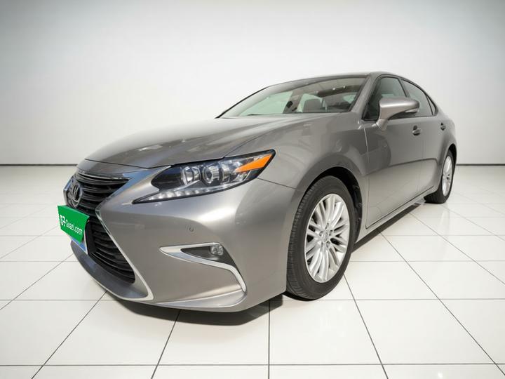 ES 2015 200 Elite
