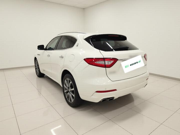 Levante 2016 3.0T Standard photo 4