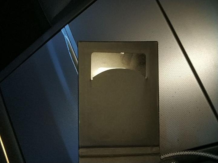 Model Y 2025 RWD photo 8