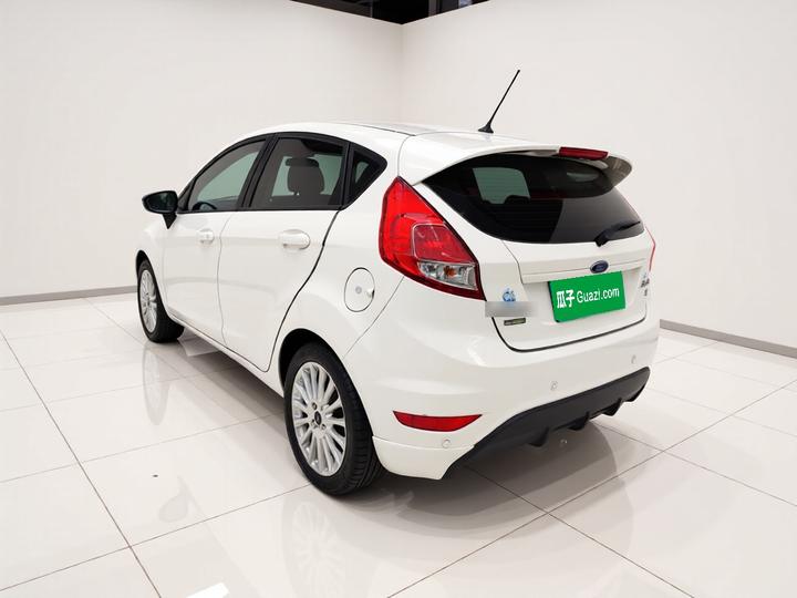 2014 Hatchback 1.0 GTDi AT Sport photo 4