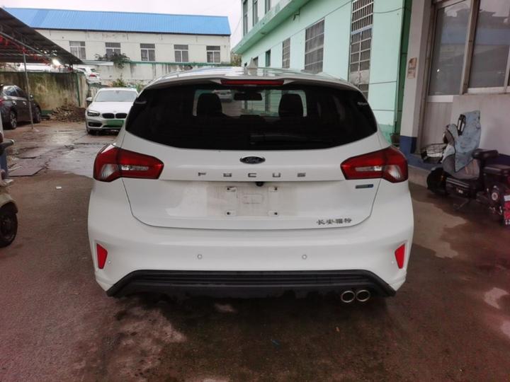 Focus 2020 Hatchback EcoBoost 180 AT photo 5