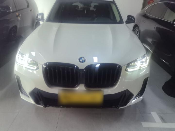 X3 2022 xDrive30i Leading M Night Package photo 2