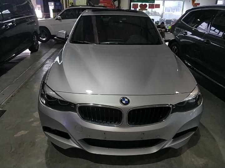 3 SeriesGT 2019 320i M Sport photo 2