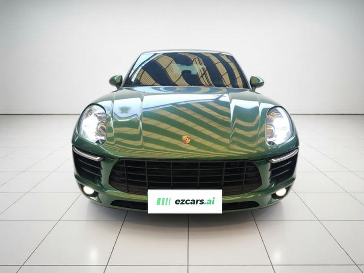 2017 Macan 2.0T photo 2