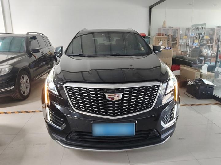XT5 2020 Facelift 28T Luxury photo 2