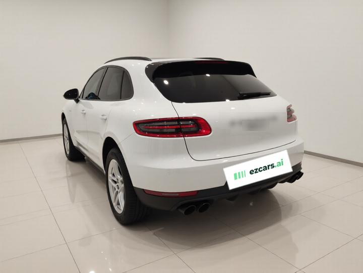 2016 Macan 2.0T photo 4