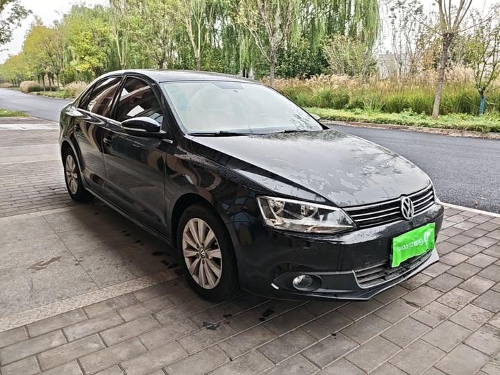 Sagitar 2014 Facelift 1.4TSI AT Luxury photo 3