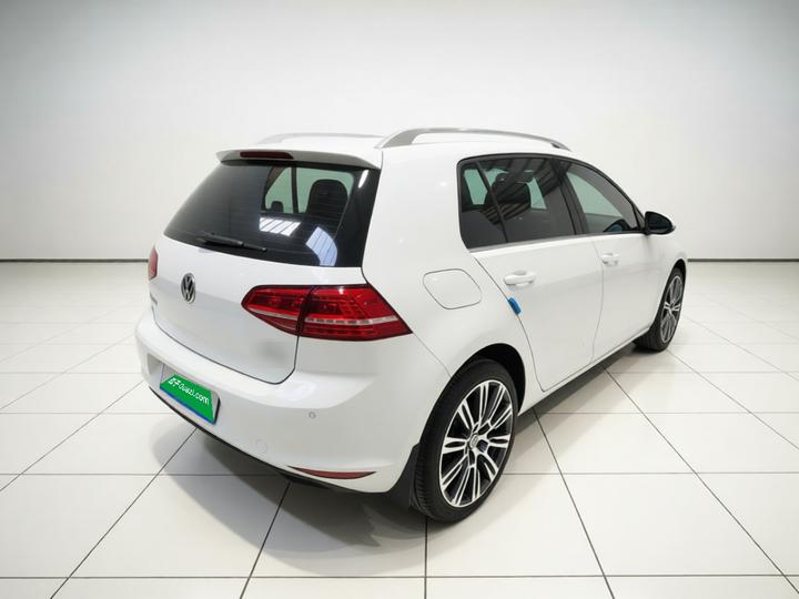 Golf 2016 1.6L AT Comfort photo 4