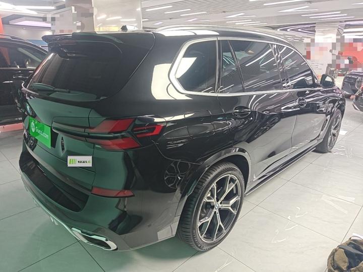 X5 2023 xDrive 30Li Exclusive M Sport Package photo 4